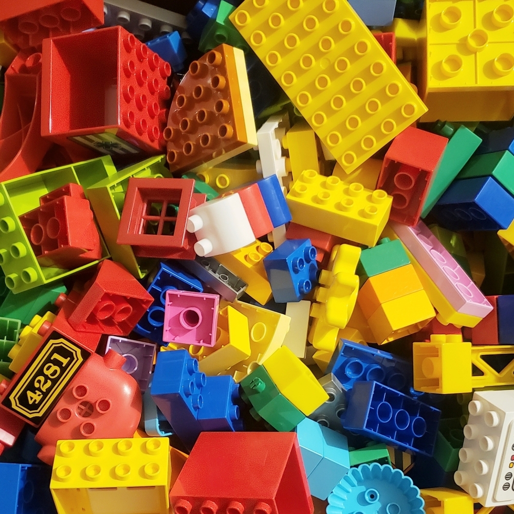 Lego Lego Duplo Lot Of 100pcs Building Bricks Blocks Flats Assorted